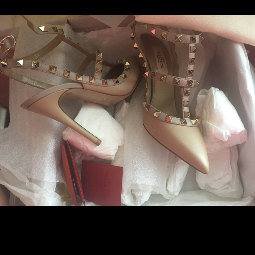 Valentino heelssss
